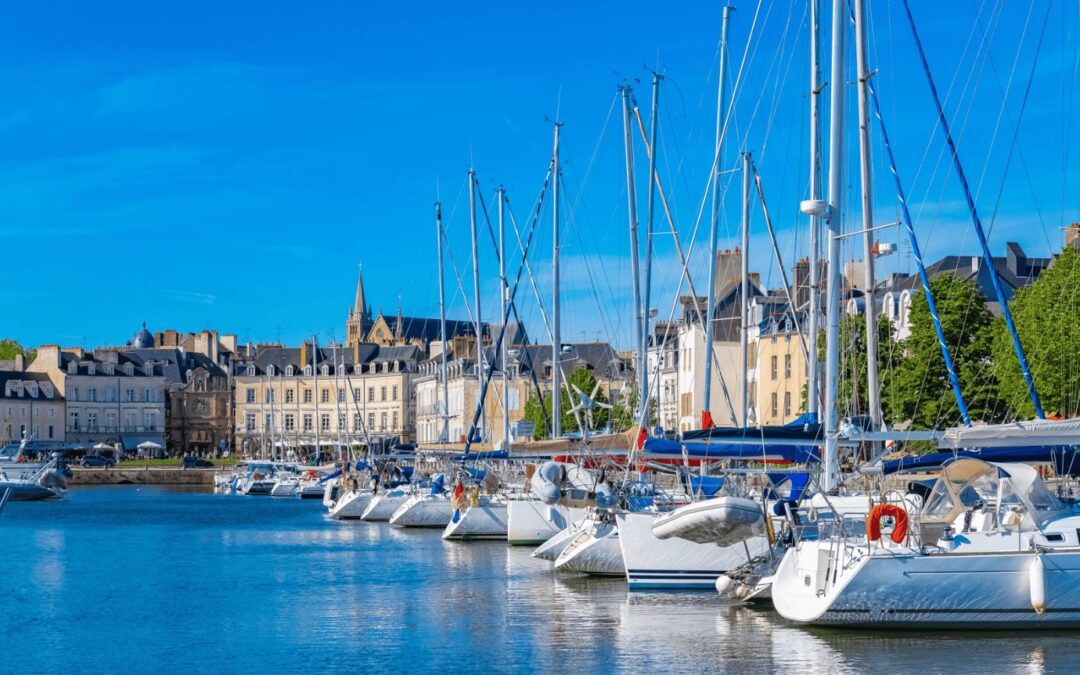 Où acheter en Bretagne en bord de mer ?